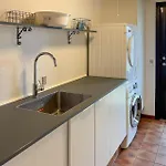 3 Bedroom Stunning In *