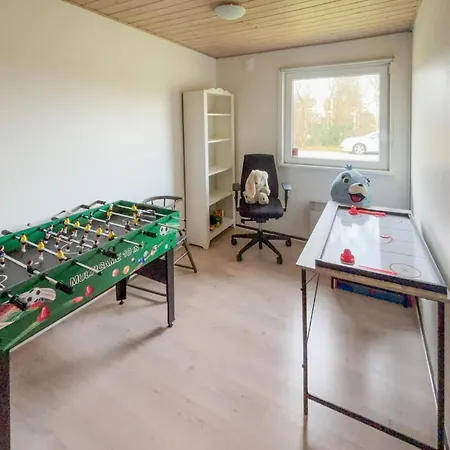 Nyaraló 3 Bedroom Stunning In