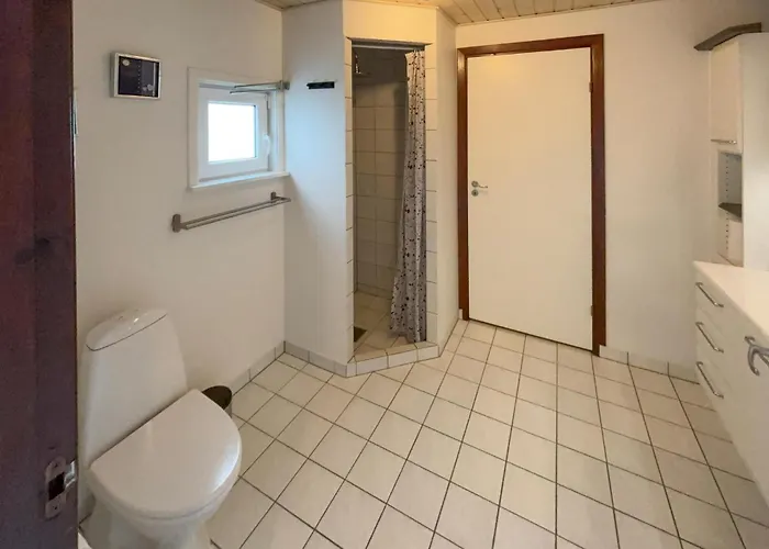 3 Bedroom Stunning In Nørre Nebel